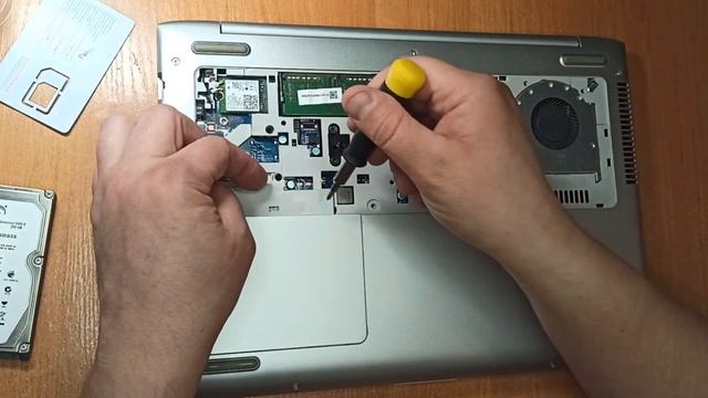 Установка HDD в ноутбук HP ProBook 440 G5 | Installing an HDD in a laptop HP ProBook 440 G5 смотреть онлайн