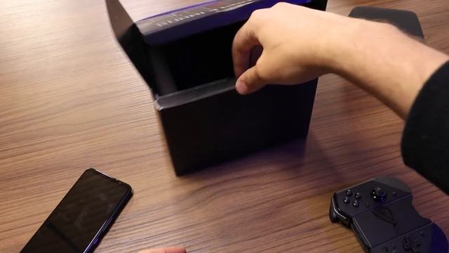 RECEBI O CELULAR MAIS GAMER DO MUNDO, ROG PHONE 5 смотреть онлайн