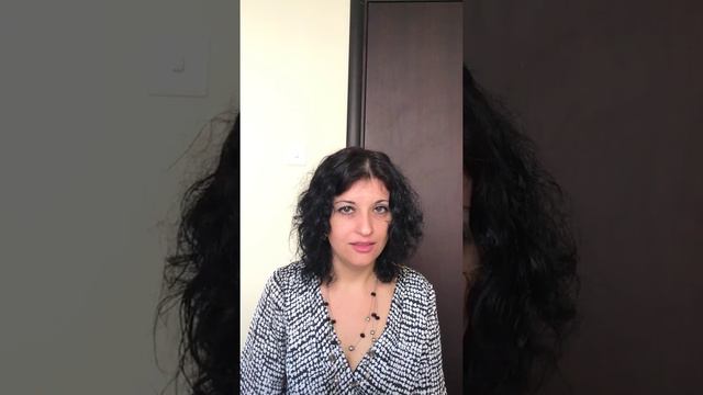 Learn Albanian with Viola. The Plural of Masculine Nouns II смотреть онлайн
