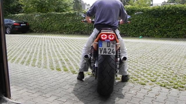 Honda X4 - Frühlingserwachen