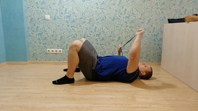 Жим лежа 1 рукой с резиной смотреть онлайн