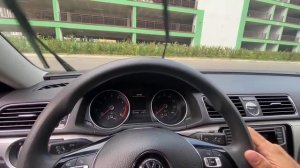 Как перевести дворники в сервисный режим на VW Passat B7, B8 и поднять щетки стеклоочистителя.