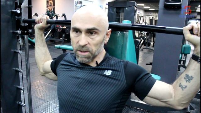 ОПАСНАЯ техника для ЖИМА  из-за головы от Папы Смита