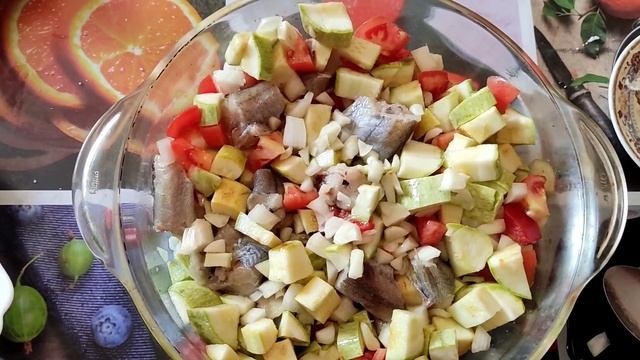 Овощи с рыбой. Рыбная запеканка. смотреть онлайн