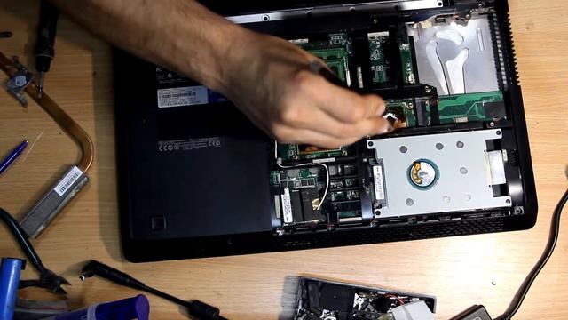 Asus K52J. Нет изображения. смотреть онлайн