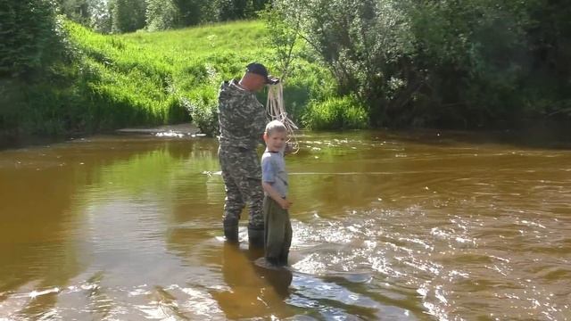 Поисковый магнит. Чистим дно реки.
