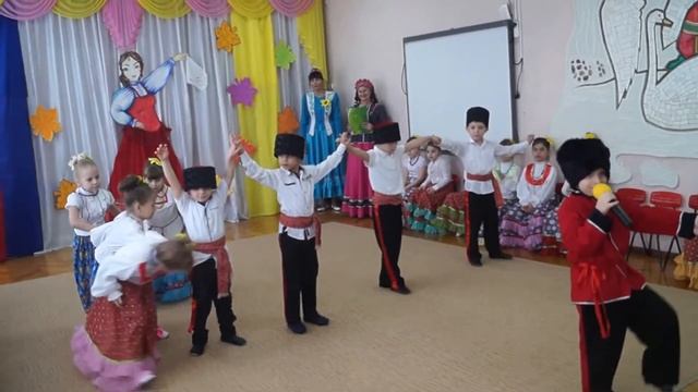 "Молодая лошадь" смотреть онлайн
