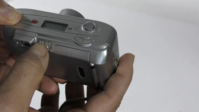 FUJIFILM ZOOM 60W CON FUJINON 28-60. MACCHINA FOTOGRAFICA COMPATTA смотреть онлайн