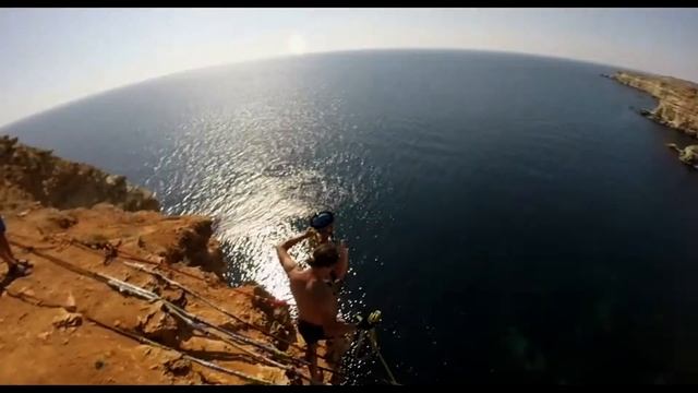 Енька Овченкова cape Fiolent, ropejumping with Skyline x-team in Crimea смотреть онлайн