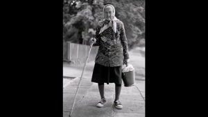 ПЕСНЯ ДО СЛЕЗ!!! лучшая песня про бабушку #бабушка #песни #грусть