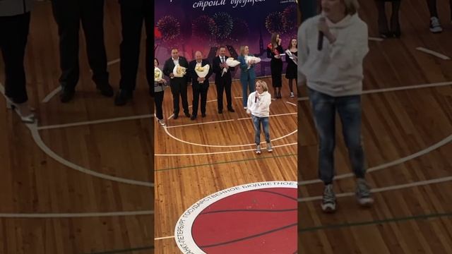 Буланова на выпускном 2023 смотреть онлайн