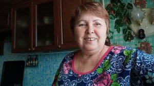 Отмываю ,старые сковородки .Жизнь в деревне .