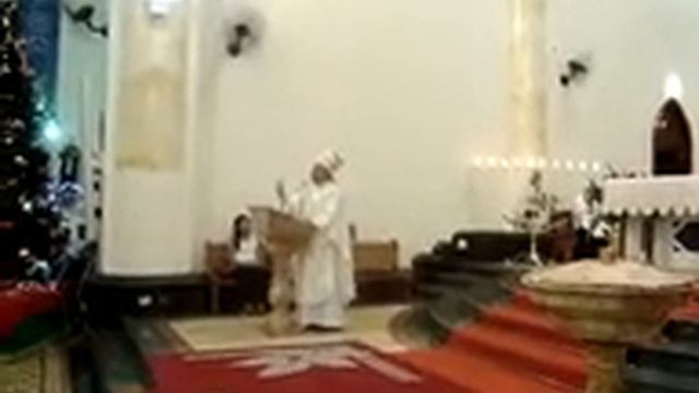 Missa, celebrada pelo Mons. Wilson Montanari, Sertãozinho, SP. 7 смотреть онлайн