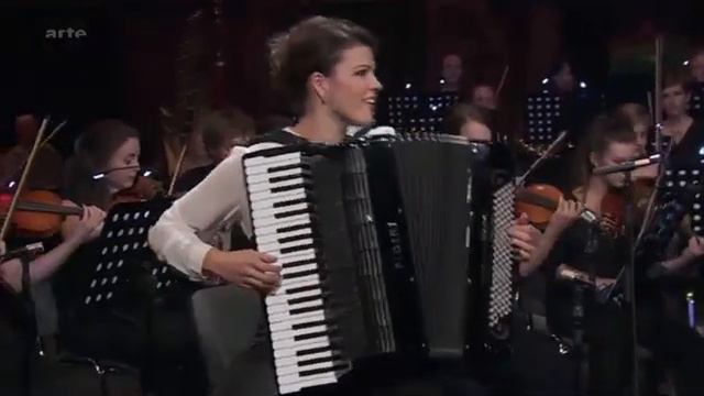 Ksenija Sidorova plays Astor Piazzola ~ Libertango ~ смотреть онлайн