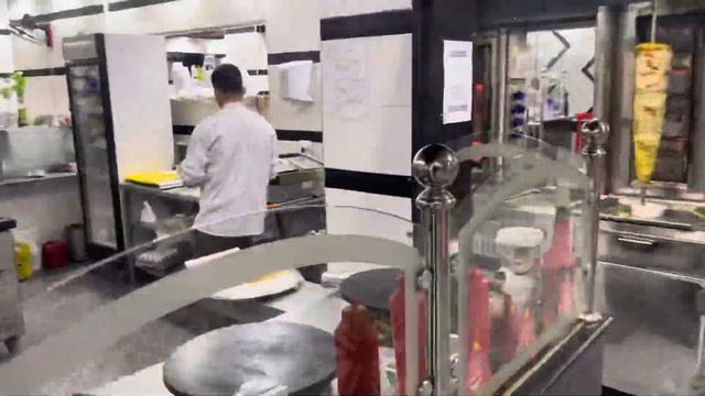 Уличная еда в Египте / Шарм эль шейх зимой / Шаурма получилась шикарная смотреть онлайн