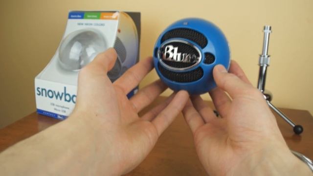 Blue Snowball обзор микрофона для подкастов, компьютерных игр, вокала - все для влогеров смотреть онлайн