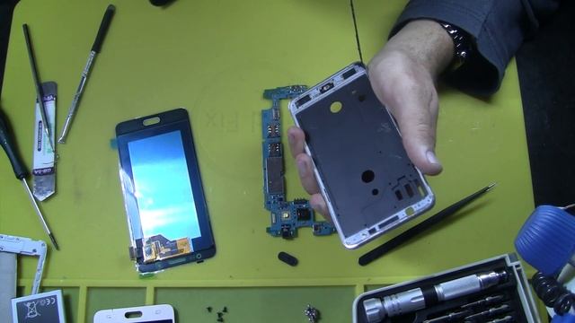 Samsung Galaxy J5 Screen Replacement. Замена экрана (модуля). смотреть онлайн