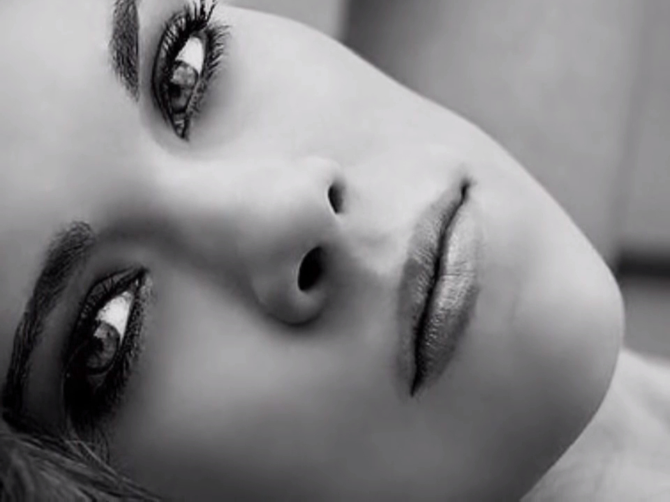 Beautiful Romantic Spanish Guitar Music_x264