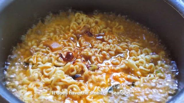 Nongshim Champong Spicy Seafood Noodle Review