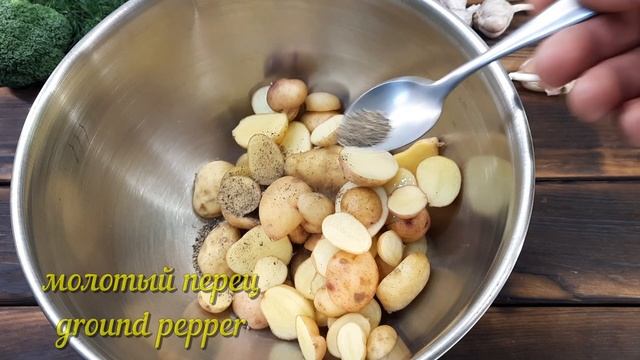 Как вкусно приготовить мясо на праздничный стол?? Рецепт сочного мяса в духовке❗ смотреть онлайн