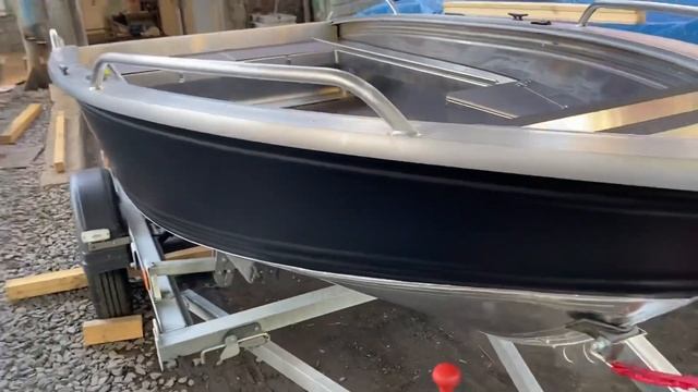 Базовая комплектация Girgis 390. Блиц обзор. Отгрузка лодки в Новый Уренгой. смотреть онлайн
