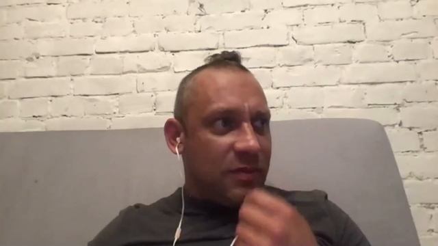 Как руководителю не быть м*даком и давать команде расти / Виталий Шароватов (Рокетбанк) смотреть онлайн