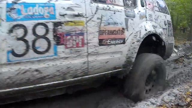 Стремиловские просеки pathfinder против Pajero Offroad * Много МАТа смотреть онлайн