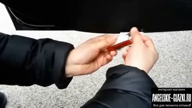 Как установить подсветку логотипа в двери Mercedes Benz смотреть онлайн