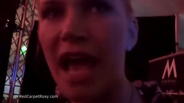 Natasha Henstridge.wmv