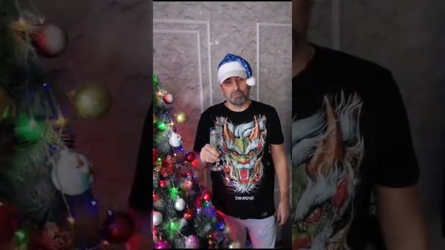 С наступающим новым 2024 годом!!! смотреть онлайн