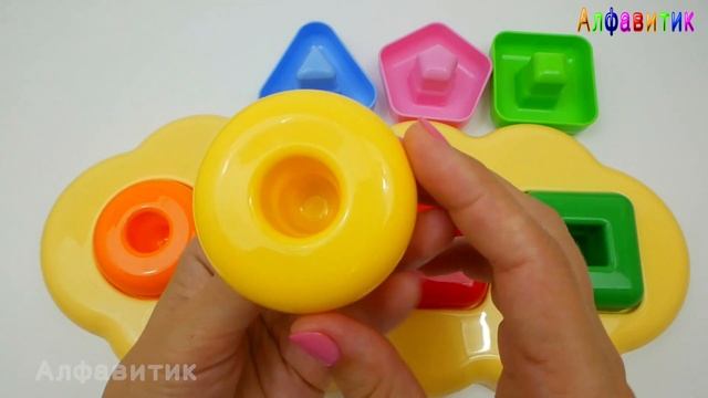 Учим названия Геометрических фигур на русском. Играем и сортируем фигурки