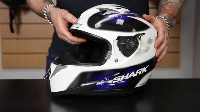 Обзор мотошлема Shark S900 от ПАРТНЕР-МОТО смотреть онлайн