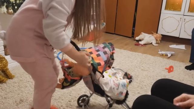 ВЛОГ: Пришли в гости родители. Утопила телефон.15.01-16.01.2022 смотреть онлайн
