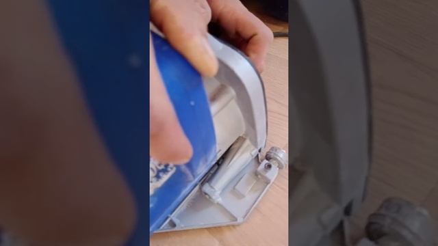 Изготовление канавки для прокачки Линолеума. С помощью фрезы. Укладка Линолеума. 200рм2 смотреть онлайн