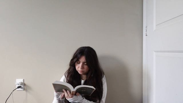 what i read on vacation (spoiler free reading vlog) смотреть онлайн