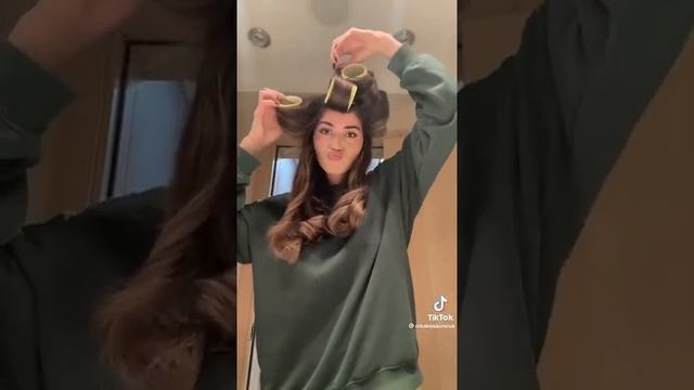 УКЛАДКА НА БИГУДИ ? #shorts #волосы #укладка смотреть онлайн