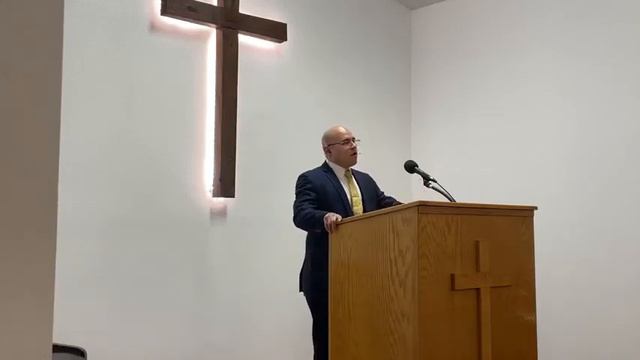 Sunday Evening Service - Pastor J.E. Garay ''The Power of the Glorified Christ'' смотреть онлайн