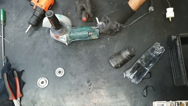 Metabo W 11 125 Quick angle grinder not working dust problem смотреть онлайн