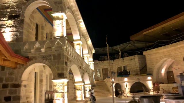 Каппадокия. Лучшая обзорная точка Гёреме ночью. Отель Osmanbay Cave House. Февраль 2021. Влог#10 смотреть онлайн
