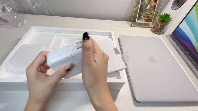Apple MacBook Pro M2 space Gray unboxing ✨+ setup // asmr + chill // unboxing with me✨ смотреть онлайн