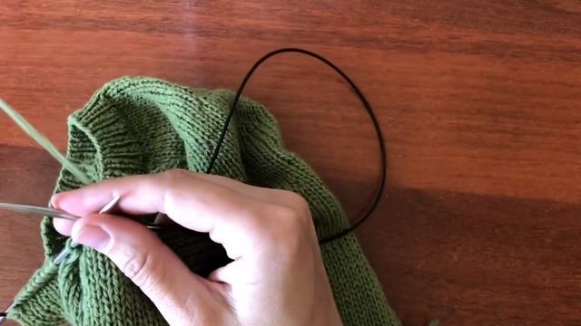 Круглая кокетка сверху и вышивка рококо на 3 года смотреть онлайн