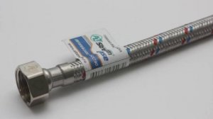 Как выбрать надежную гибкую подводку для воды