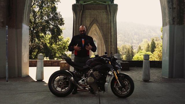 BIKE CHECK with Shahin's Ducati Streetfighter V4S смотреть онлайн