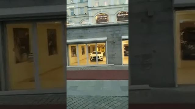 Автосалон BENTLEY Moscovvv смотреть онлайн