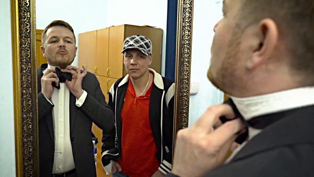 Как правильно завязывать бабочку. Инструкция от Романа Белого. Бабочка завязать смотреть онлайн