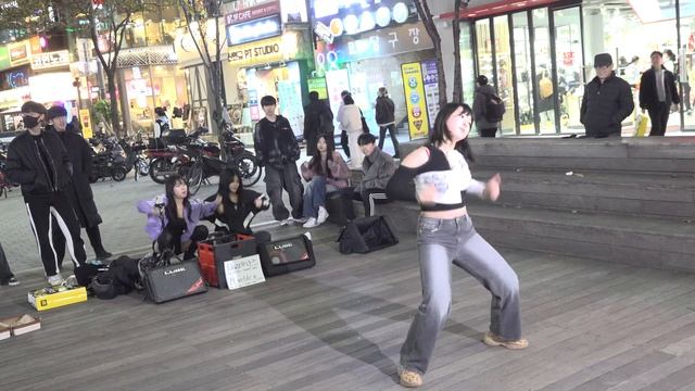 상큼한 댄스 . bbhmm blackpink dance cover . 원주서 버스킹 원정온 아가씨 . смотреть онлайн