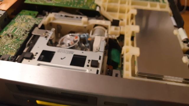 Standschaden-Reparatur Sony EV-S9000e Hi8 Recorder смотреть онлайн