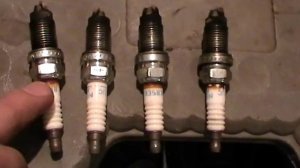 Замена свечей на Мицубиси Галант.