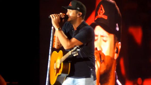 Luke Bryan ~ Seminole Wind ~ Crash My Playa ~ Mexico ~ 01/24/2019 смотреть онлайн