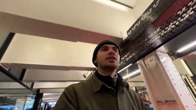 ПЕРЕЕХАЛ В НЬЮ-ЙОРК - Не Знаю Где Жить. смотреть онлайн